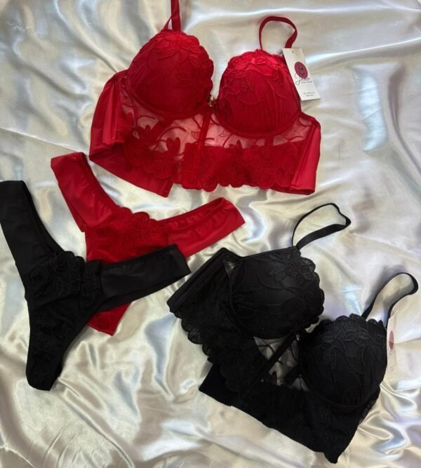 Conjunto Cropped com Bojo e Aro Jucialle
